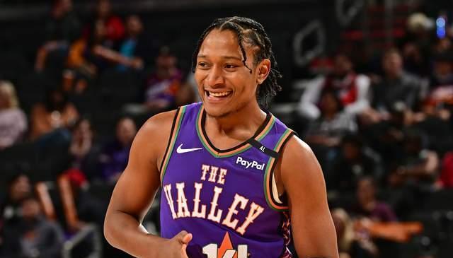 有大把的新, 海捞针了, 年就退役