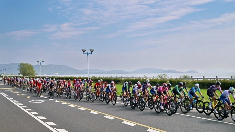 顶级骑行目, 打造