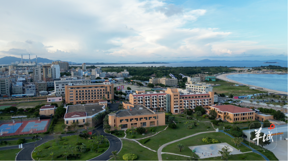 中心, 在汕尾红海